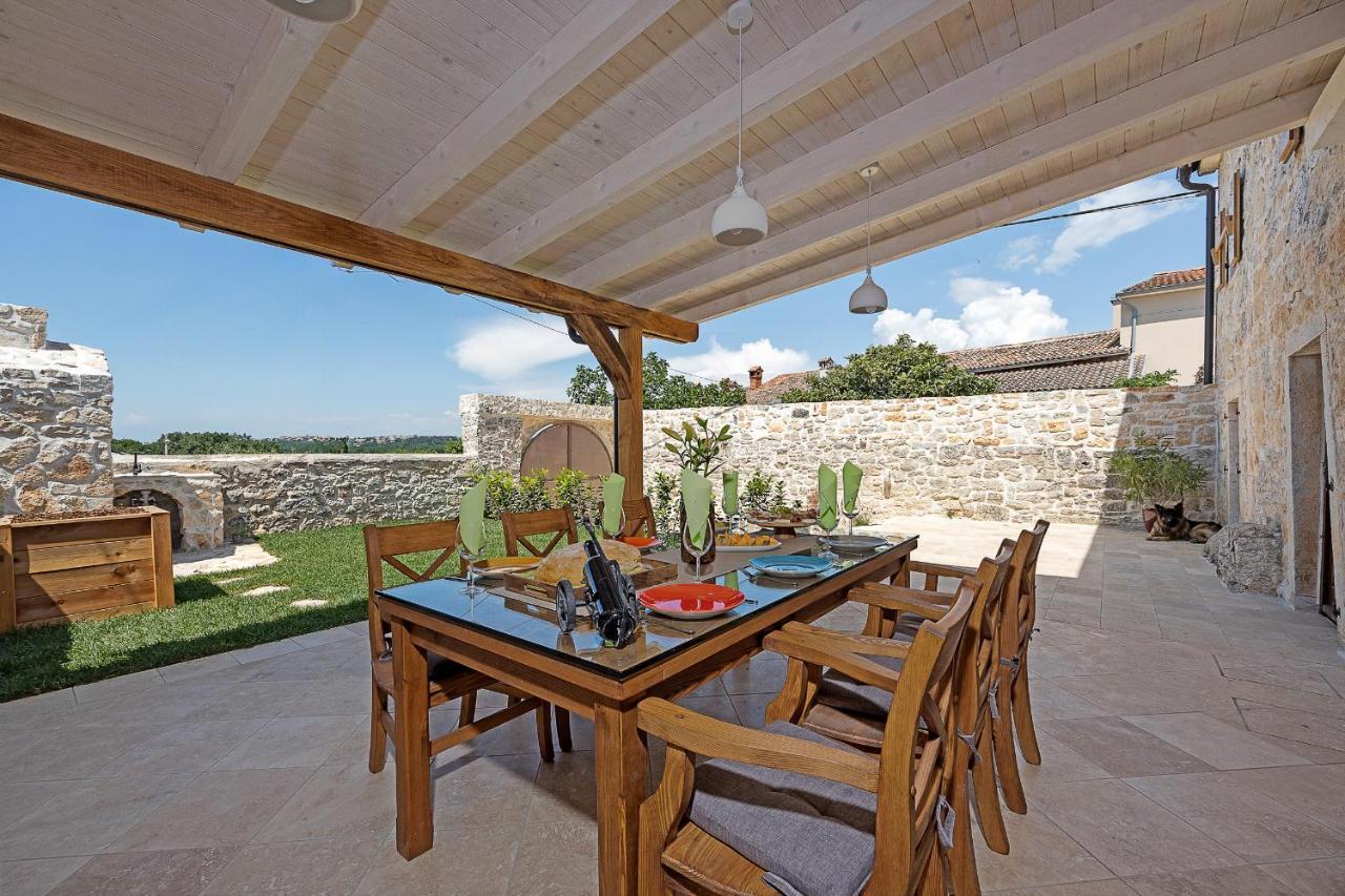Villa Stone House Dijana Istria Sveti Lovrec Sveti Lovreč Pazenatički Esterno foto