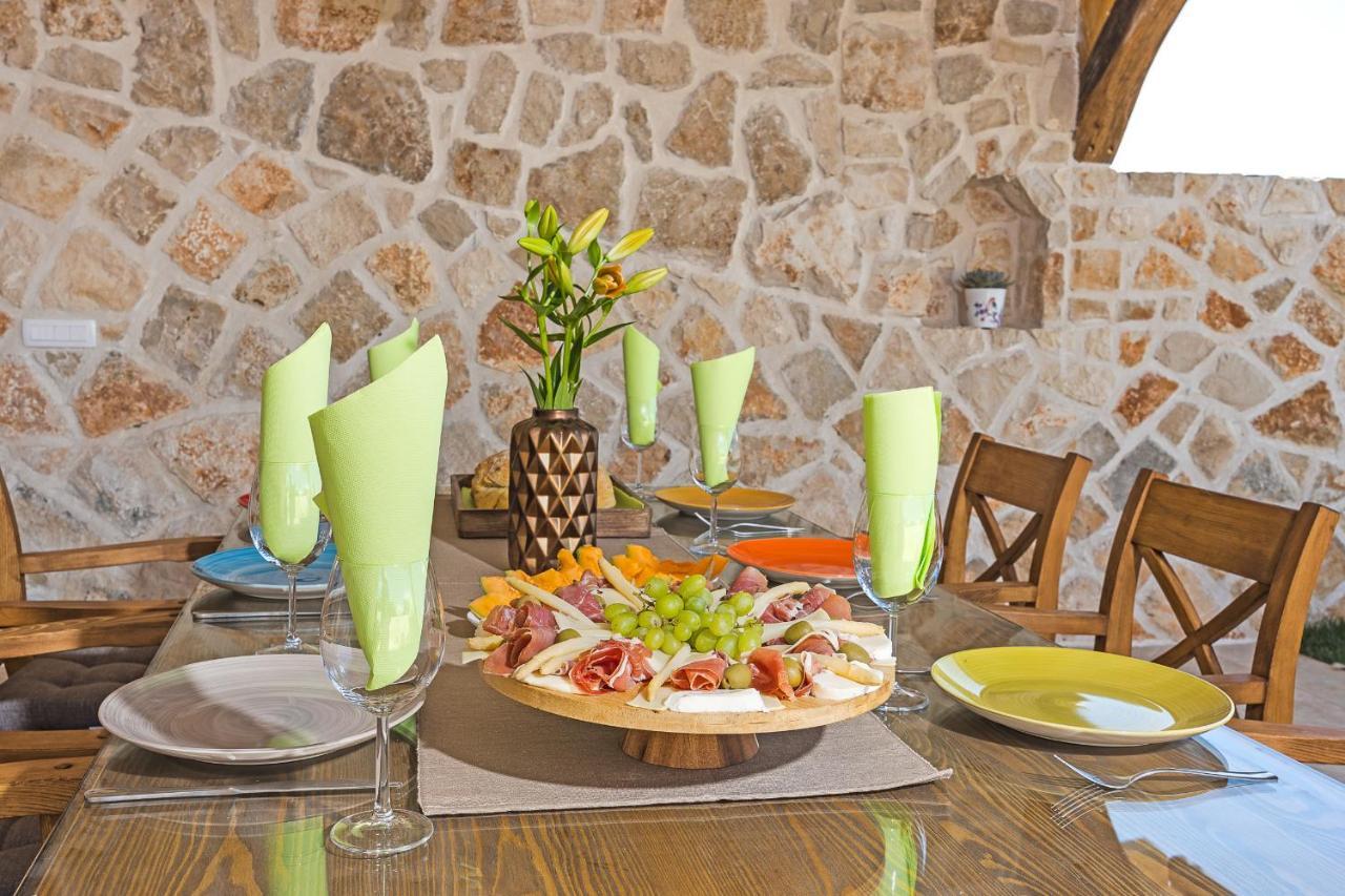 Villa Stone House Dijana Istria Sveti Lovrec Sveti Lovreč Pazenatički Esterno foto