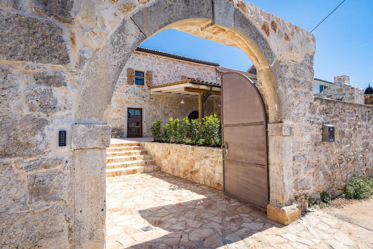 Villa Stone House Dijana Istria Sveti Lovrec Sveti Lovreč Pazenatički Esterno foto