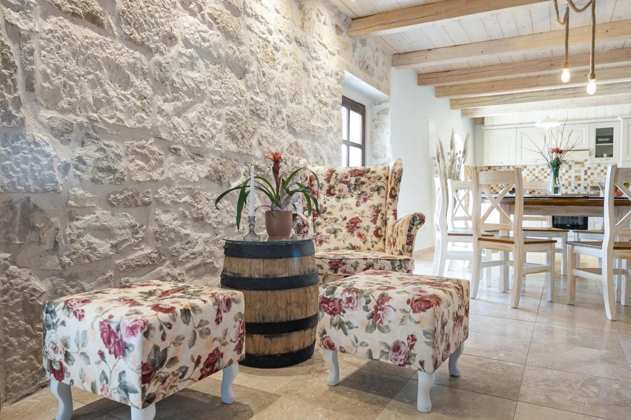 Villa Stone House Dijana Istria Sveti Lovrec Sveti Lovreč Pazenatički Esterno foto